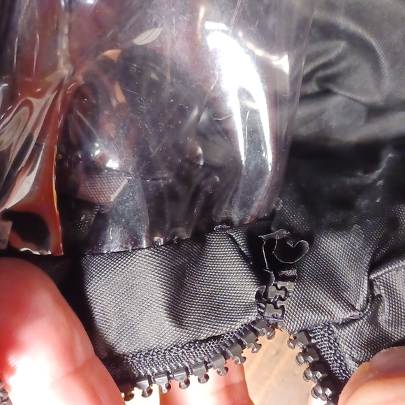 Chanel  Allure  Homme  toiletry bag - Picture 14 of 16